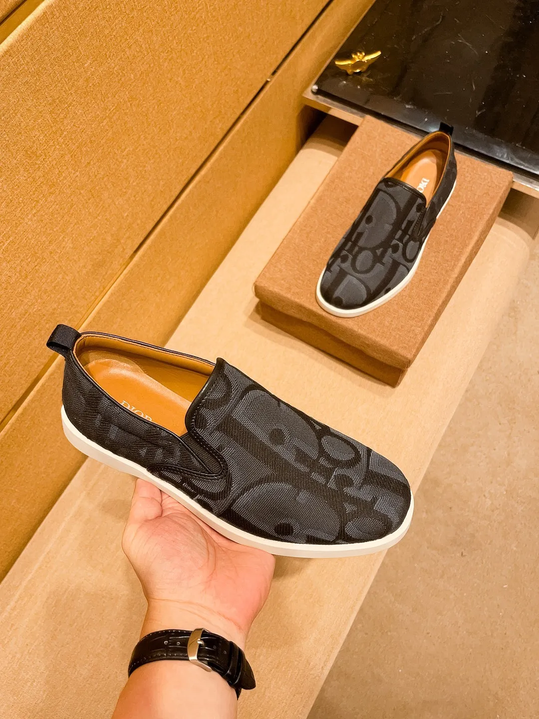 Men's shoes 💰 380💰👍【Dior】🔥🔝High-end brand of men's shoes official website 1:1 latest masterpiece: the upper is made of Italian official website original special technical cloth fabric 🔥original comfortable and breathable lining➕original designated non-slip outsole🔥making walking more convenient and comfortable! An exclusive new model, a stunning work, a beautiful 1:1 replica [color] compared to the official quality! Create a fashionable personality to set off your uniqueness! A must-have for trendy men! 🔥, sizes: 38-44. color:.     Multiple colors available🔥
